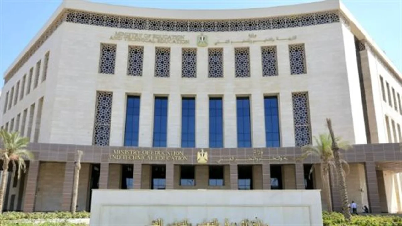 تقييمات صفوف النقل.. انطلاق اختبارات الترم الثاني وتفعيل برامج علاجية للطلاب المتعثرين